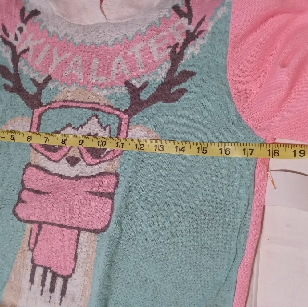 WELL WORN Holiday Sweater Women's Llama Hoodie. Size L - Picture 8 of 11